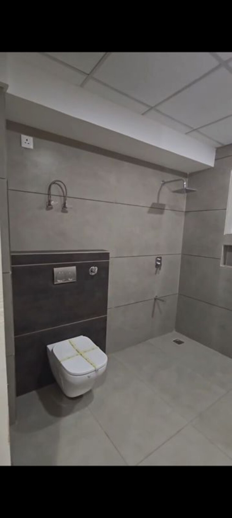 Kitchen, alaknanda-maxxus-eden-estate 3 Bedroom 1887 Sq.Ft. Apartment In Ghazipur Zirakpur 10657934