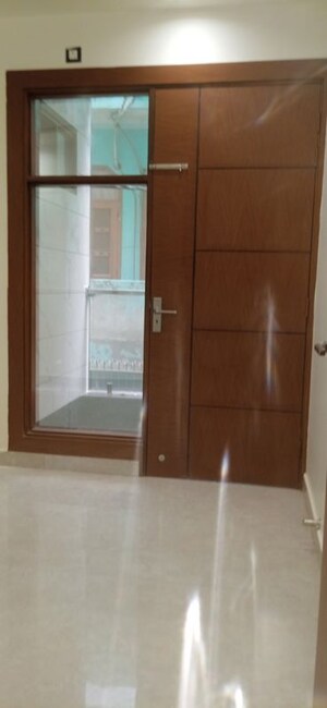 Room in 2 BHK Builder Floor at Sector 1 Dwarka – for Sale