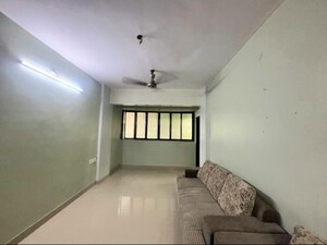 Room in 2 BHK Apartment at Suketu Apartment, Mulund West – for Rent
