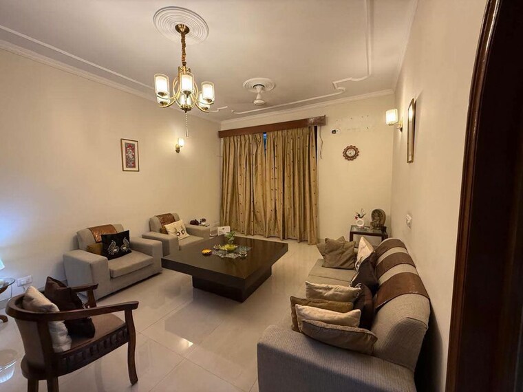 Living Room, sector 31 3 Bedroom 3000 Sq.Ft. Villa In Sector 31 Gurgaon 10657819