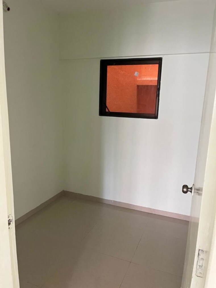 Room, siddharth-nagar-chs-goregaon 2.5 Bedroom 900 Sq.Ft. Apartment In Goregaon West Mumbai 10657970