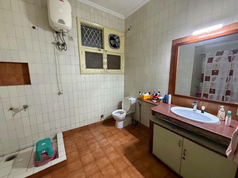 Kitchen, sector 40 3 Bedroom 3052 Sq.Ft. Villa In Sector 40 Gurgaon 10657973