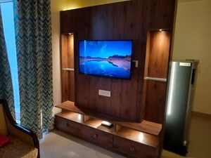 Furnished Amenities in 3.5 BHK Apartment at Puri Pranayam, Sector 82 – for Rent