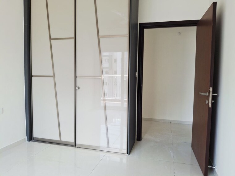Room, l-t-raintree-boulevard 4 Bedroom 2500 Sq.Ft. Apartment In Hebbal Bangalore 10657758