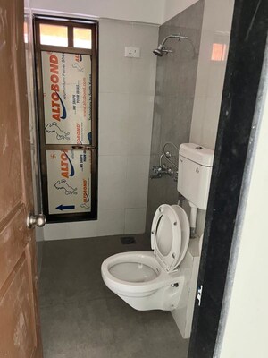 Bathroom in 2.5 BHK Apartment at Siddharth Nagar CHS Goregaon, Goregaon West – for Rent