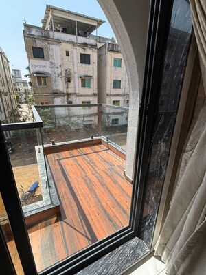 Balcony in 4 BHK Villa at Bhayli – for Sale