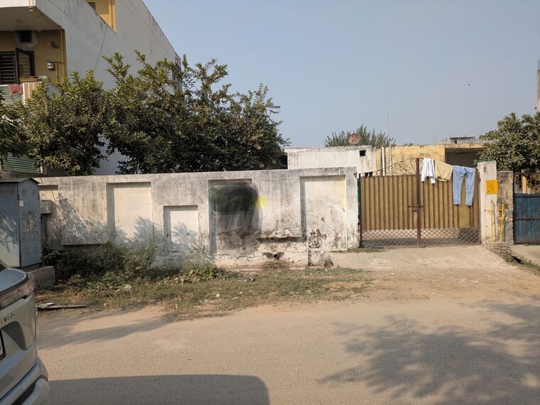 Cover Image, patwari  120 Sq.Mt. Plot In Patwari Greater Noida 10658048
