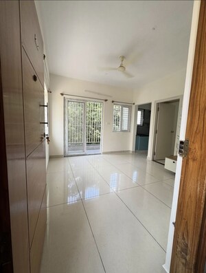 Bathroom in 1 BHK Apartment at Godavari Apartments Chembur, Chembur – for Sale
