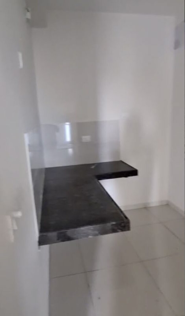 Kitchen, godrej-park-ridge 2 Bedroom 620 Sq.Ft. Apartment In Manjari Pune 10658021