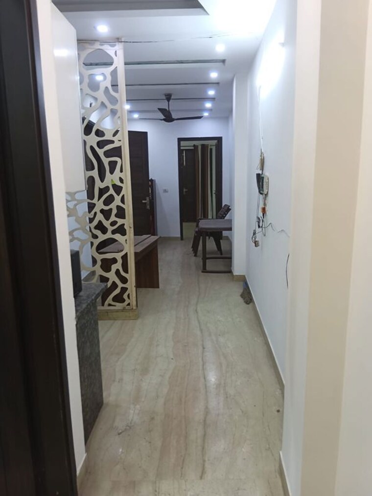 undefined, subhash nagar 2 Bedroom 100 Sq.Yd. Builder Floor In Subhash Nagar Delhi 10658097