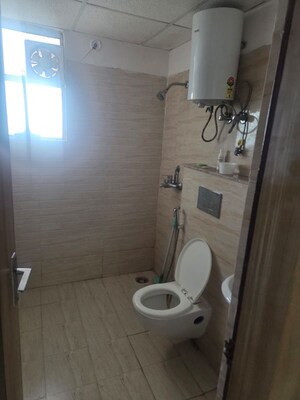 Bathroom in 2.5 BHK Apartment at Ajnara Ambrosia, Sector 118 – for Rent