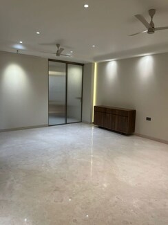 3 BHK Builder Floor For Rent in Rajouri Garden