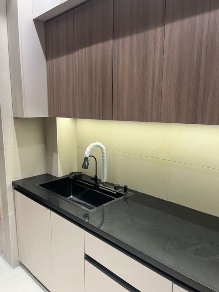 Kitchen, rajouri garden 3 Bedroom 200 Sq.Yd. Builder Floor In Rajouri Garden Delhi 10658118