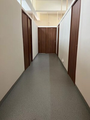 Building Lobby in  Pg at Matunga East – for Rent