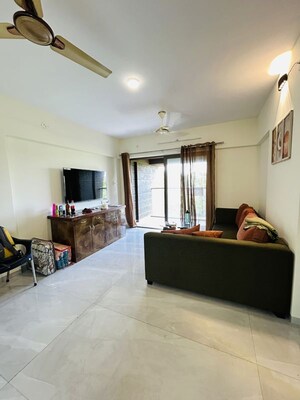 2 BHK Apartment For Rent in Oxy Beaumonde, Viman Nagar