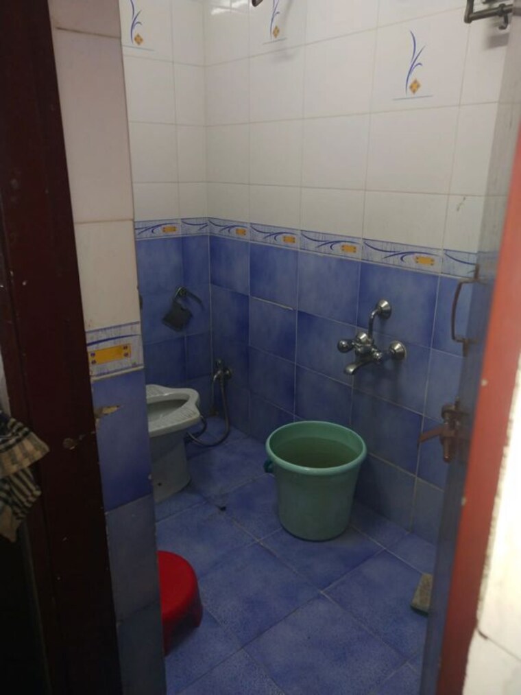 Bathroom, vishaldeep-residency 2 Bedroom 1000 Sq.Ft. Apartment In Chandan Nagar Pune 10658133