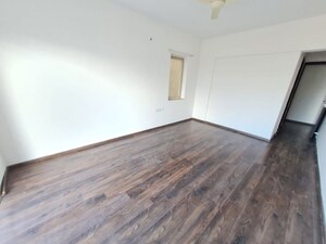 Room in 3 BHK Apartment at Rohan Mithila, Viman Nagar – for Rent