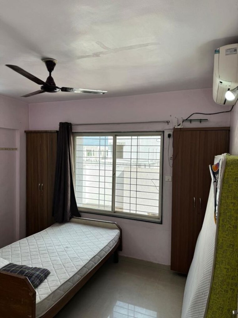 Bedroom, tyagi-durvankur 2 Bedroom 1000 Sq.Ft. Apartment In Kharadi Pune 10658163