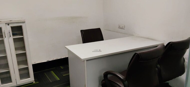 Team Area, sector 63 Commercial Office Space 1200 Sq.Ft. In Sector 63 Noida 10658159