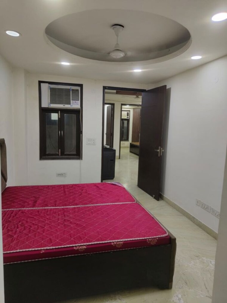 Bedroom, nowgong 3 Bedroom 125 Sq.Yd. Builder Floor In Nowgong Chhatarpur 10658174