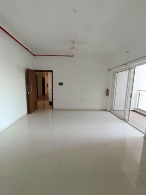 Room in 2 BHK Apartment at Runwal The Central Park, Chinchwad – for Sale
