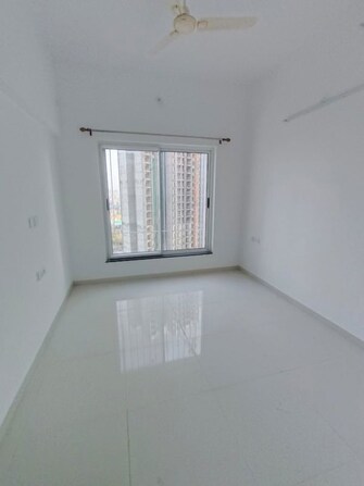2 BHK 860 Sq.Ft. Apartment in Runwal The Central Park
