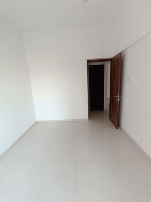 Room in 2 BHK Apartment at Runwal The Central Park, Chinchwad – for Sale