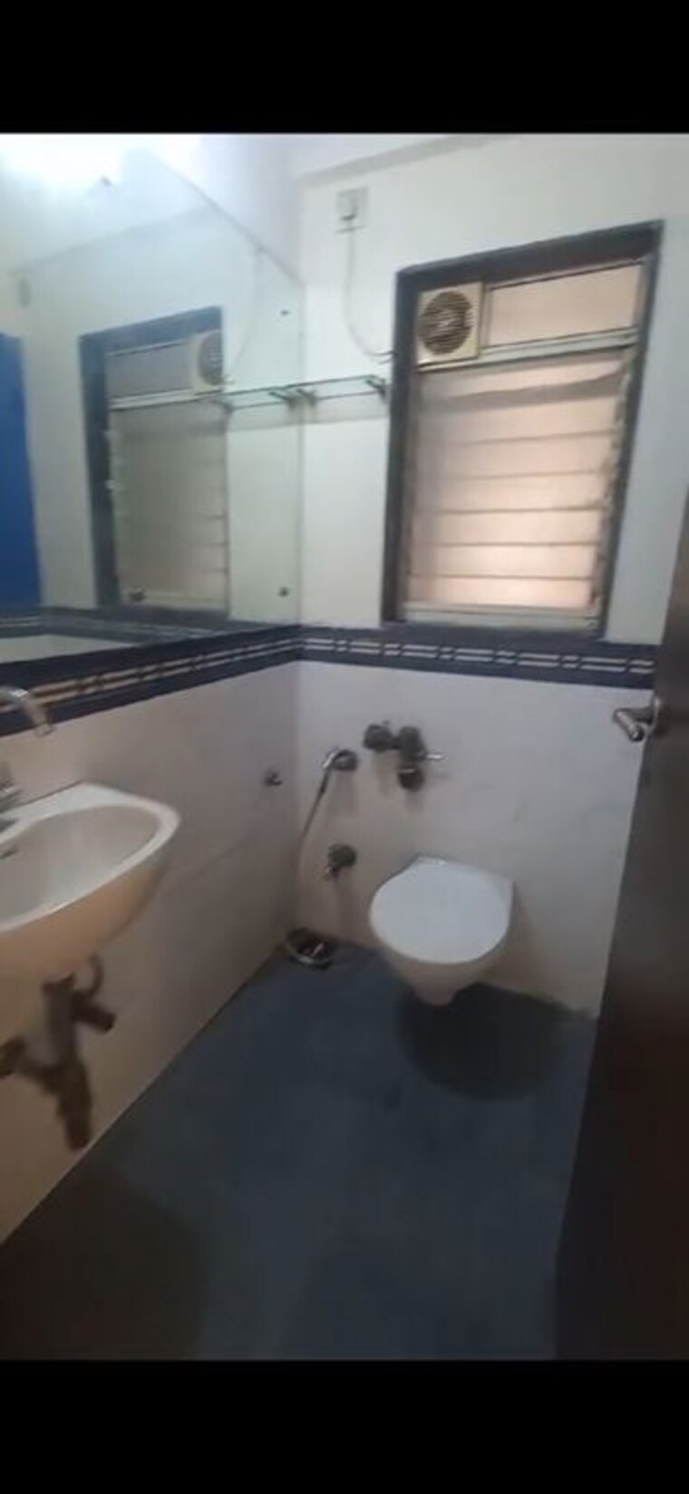 Bathroom, rustomjee-ozone 2 Bedroom 1045 Sq.Ft. Apartment In Goregaon West Mumbai 10658223
