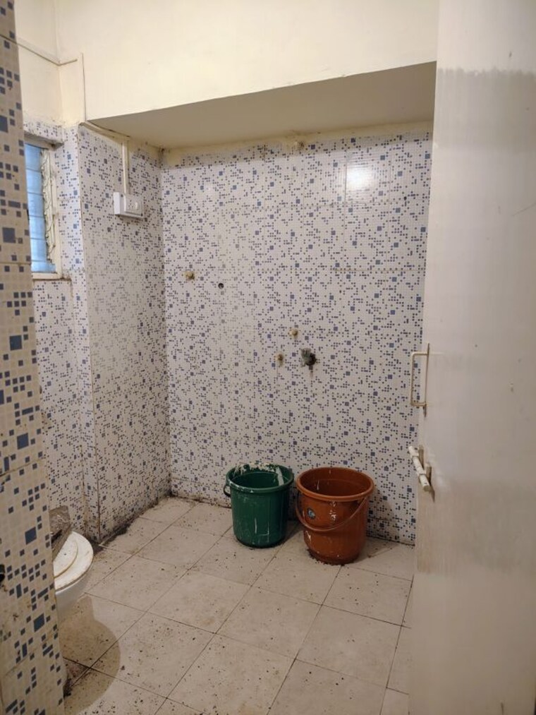 Bathroom, sinhagad 2 Bedroom 850 Sq.Ft. Apartment In Sinhagad Pune 10652985