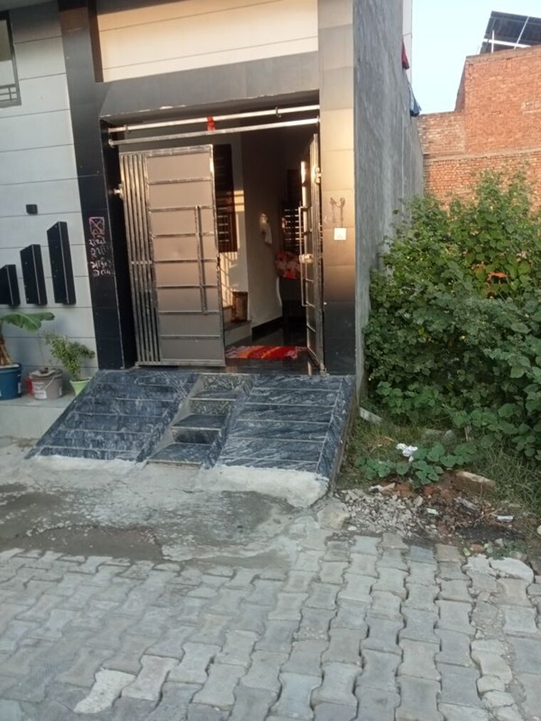  Parking, sondhapur 3 Bedroom 75 Sq.Yd. Villa In Sondhapur Panipat 10658247