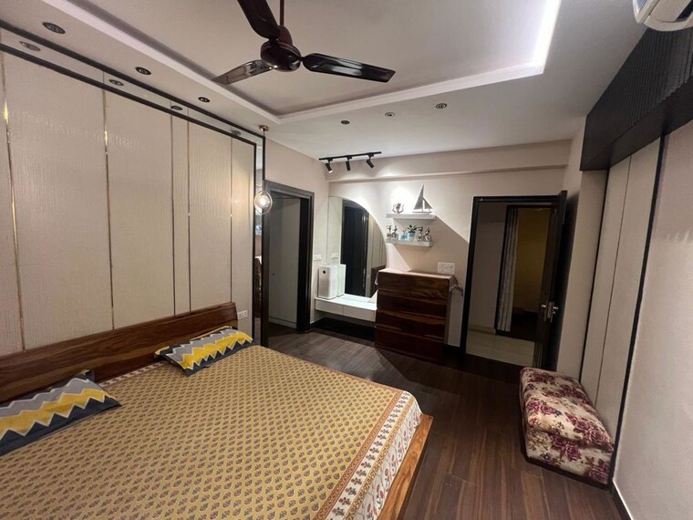 Bedroom, mahagun-moderne 4 Bedroom 2250 Sq.Ft. Apartment In Sector 78 Noida 10658262