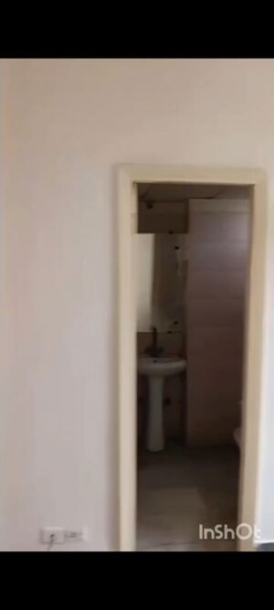 Furnished Amenities in 2 BHK Apartment at Gaur City 5th Avenue, Sector 4 Greater Noida – for Rent