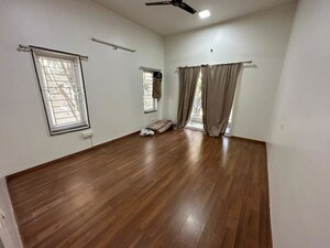 Room in 4 BHK Villa at Kumar Palmspring Towers, Undri – for Rent