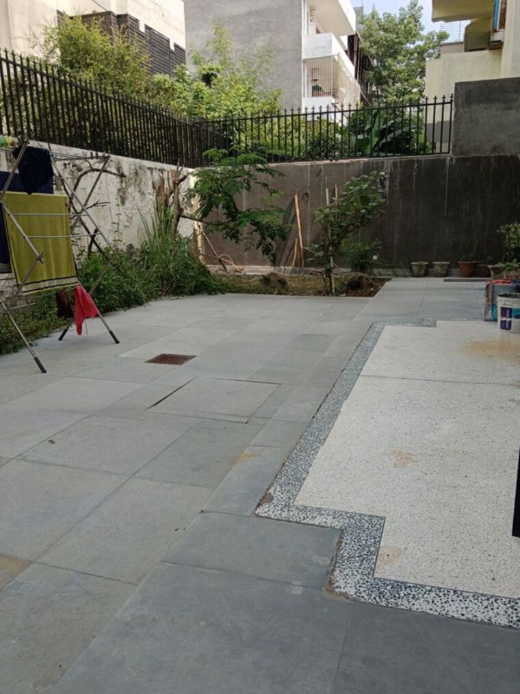  Parking, sector 23 3 Bedroom 850 Sq.Ft. Builder Floor In Sector 23 Gurgaon 10658299
