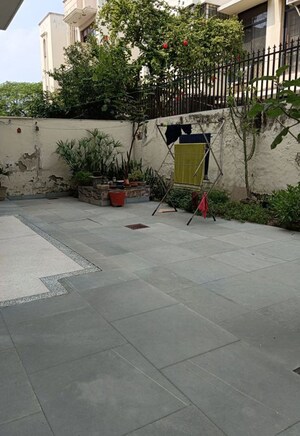 Parking in 3 BHK Builder Floor at Sector 23 – for Rent