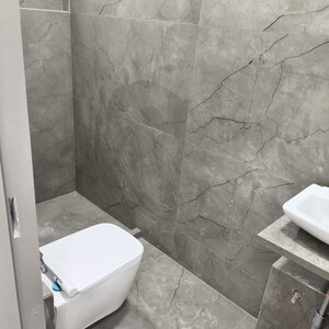 Bathroom in 3 BHK Apartment at Kalikund Heights, Tardeo – for Rent