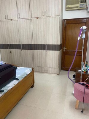 Bedroom in 1 BHK Apartment at Kalkaji – for Rent