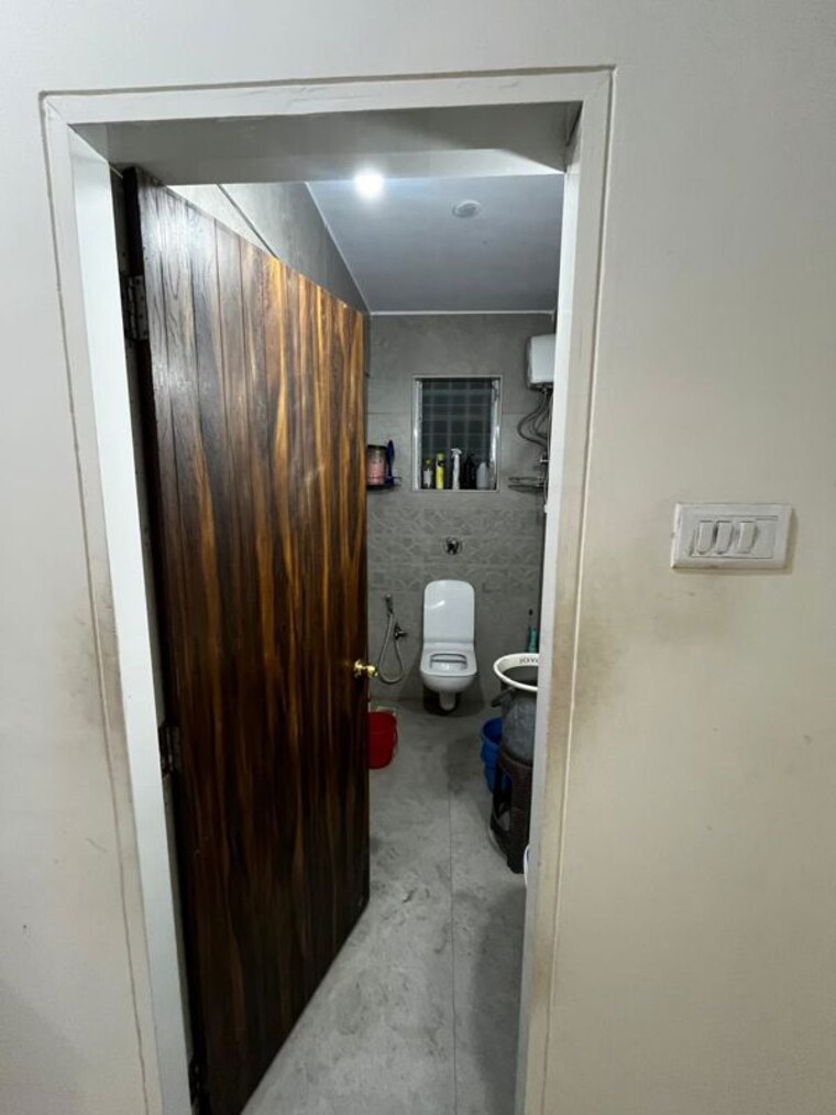 Attached Bathroom, satish-dham-chs 1 Bedroom 465 Sq.Ft. Apartment In Charai Thane 10658326