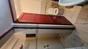 Bathroom in 1.5 BHK Apartment at Gtb Enclave – for Rent