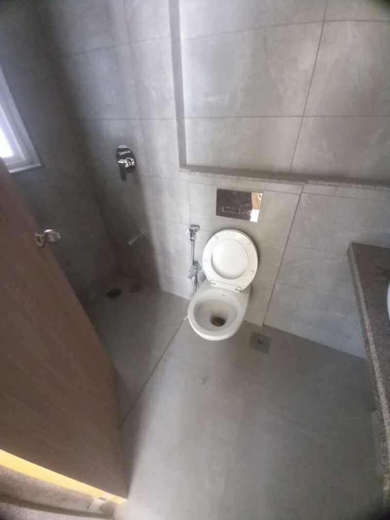Bathroom, godrej-nest-kandivali 2 Bedroom 606 Sq.Ft. Apartment In Kandivali East Mumbai 10658340