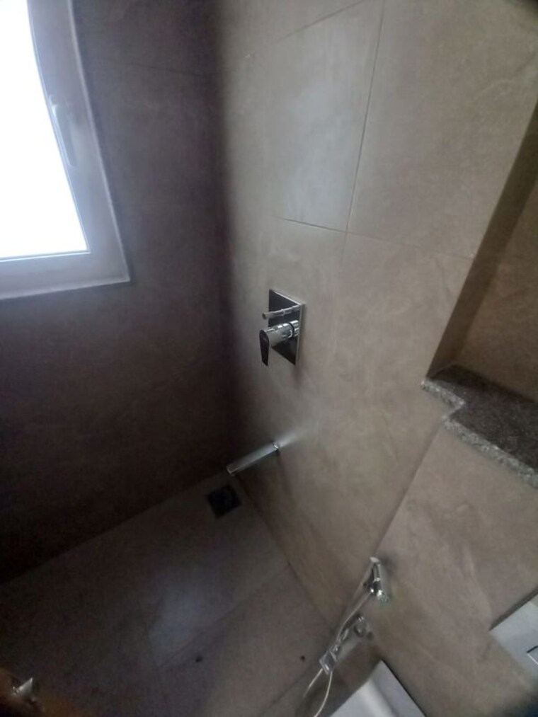 Bathroom, godrej-nest-kandivali 2 Bedroom 606 Sq.Ft. Apartment In Kandivali East Mumbai 10658340