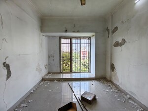 Bathroom in 2 BHK Apartment at Shree Complex Borivali, Borivali West – for Rent