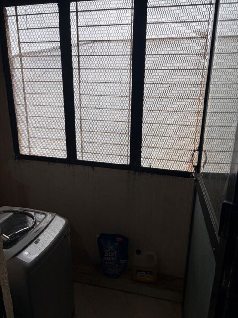 Other, interface-building 3 Bedroom 1450 Sq.Ft. Apartment In Malad West Mumbai 10658365