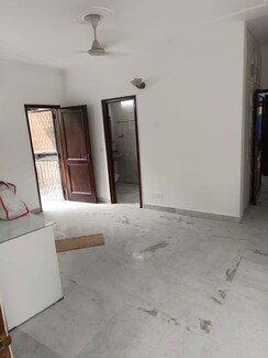 2 BHK +Builder Floor For Rent in Lajpat Nagar 4