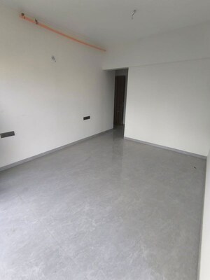 Room in 2 BHK Apartment at Silver Serene Goregaon, Goregaon West – for Rent
