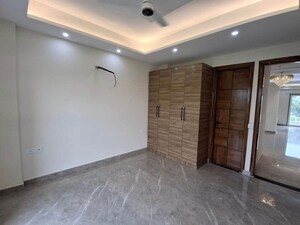 Room in 3 BHK Apartment at Conscient Habitat 102, Sector 102 – for Sale