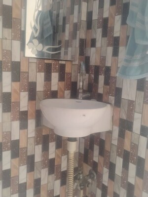 Bathroom in 1 BHK Apartment at Gtb Enclave – for Rent