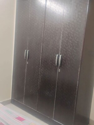Furnished Amenities in 1 BHK Apartment at Gtb Enclave – for Rent