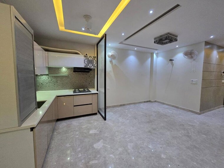 Room, subhash nagar 3 Bedroom 160 Sq.Yd. Builder Floor In Subhash Nagar Delhi 10658437