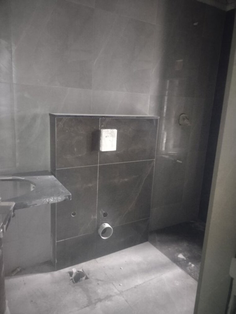 Bathroom, rajapushpa-imperia 2 Bedroom 1350 Sq.Ft. Apartment In Tellapur Hyderabad 10658461